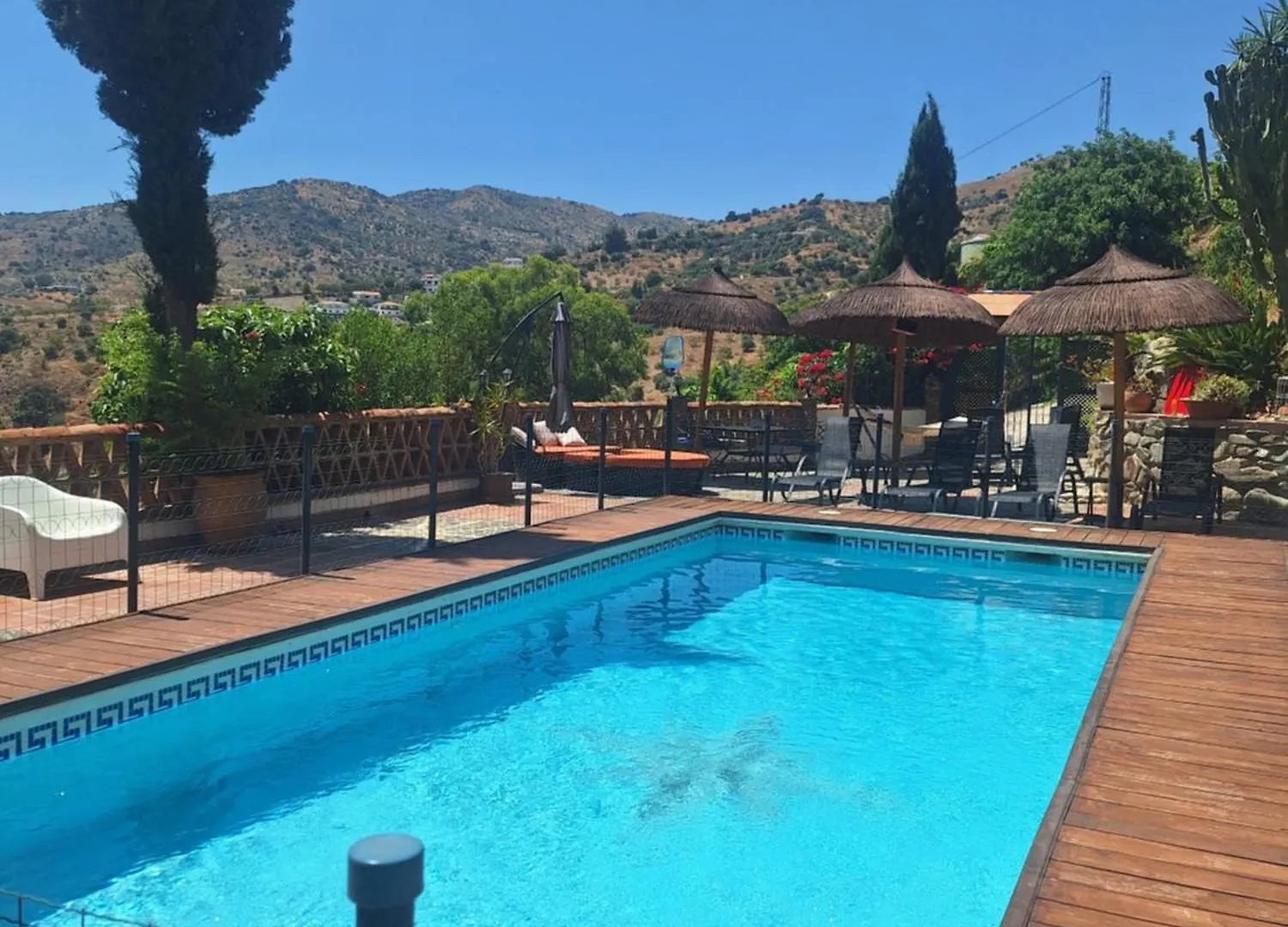 Bed & Breakfast Finca Los Burros Totalan